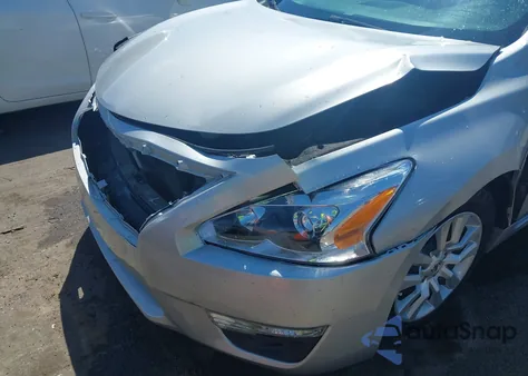 2013 Nissan Altima 2.5/S/Sv/Sl z USA, uszkodzony, nr VIN 1N4AL3APXDN435177